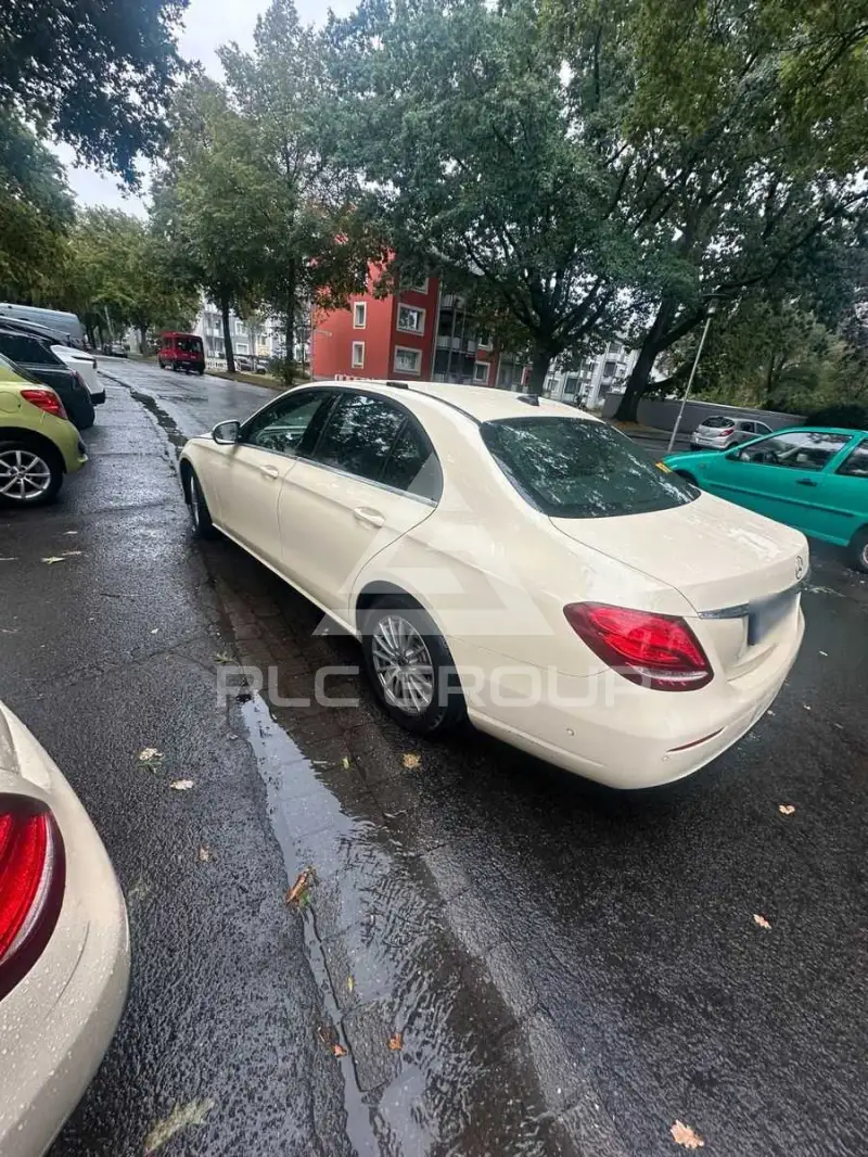2018 Mercedes Benz E 200