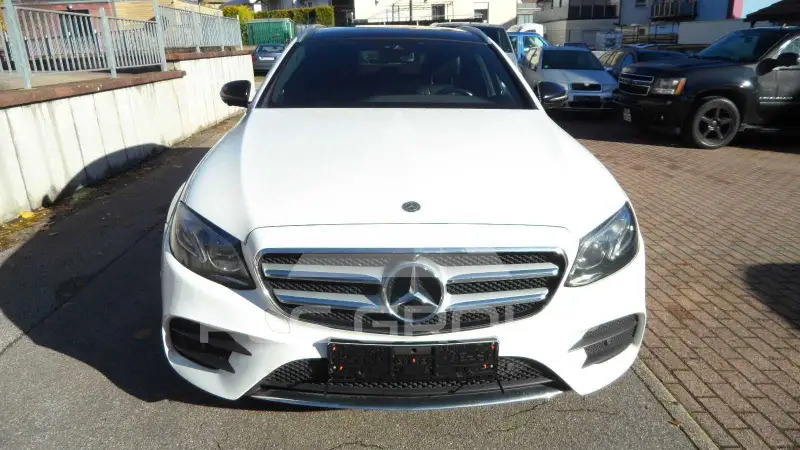 2018 Mercedes Benz E 220
