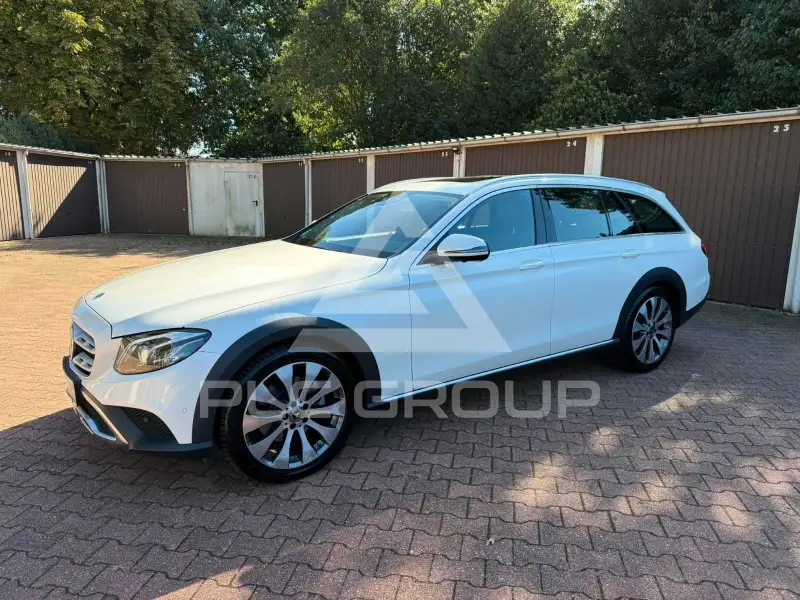 2018 Mercedes Benz E 220