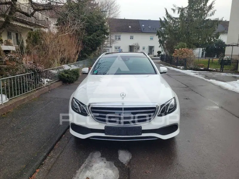 2018 Mercedes Benz E 220
