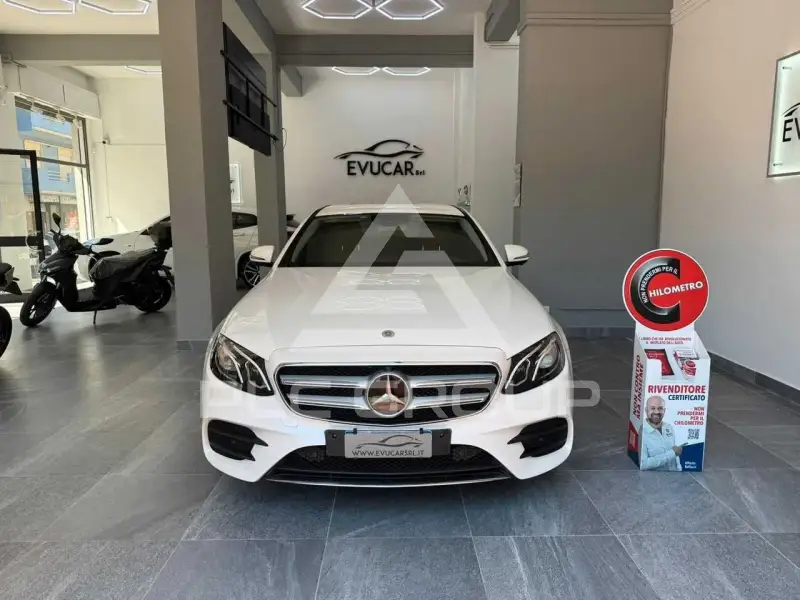 2018 Mercedes Benz E 220