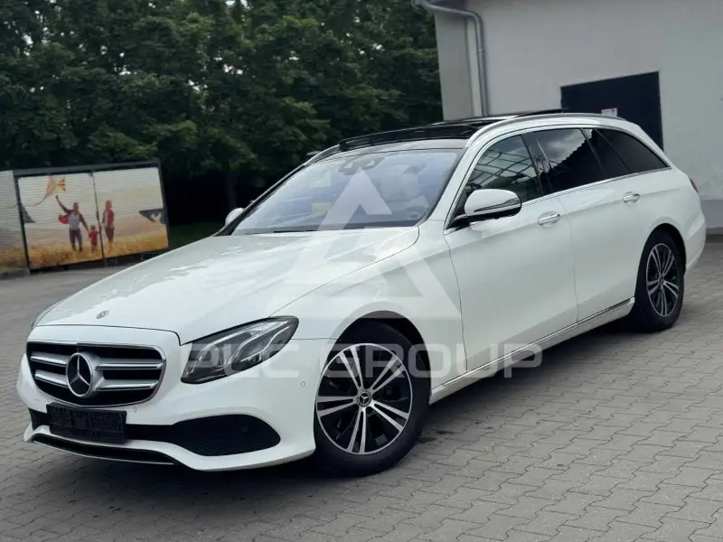 2018 Mercedes Benz E 220