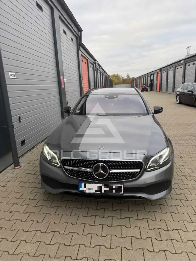 2018 Mercedes Benz E 220
