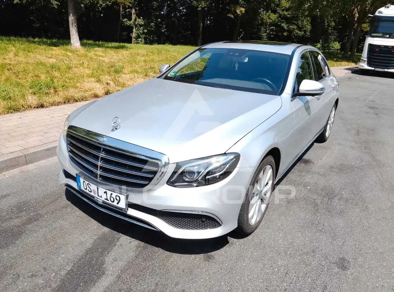 2018 Mercedes Benz E 220