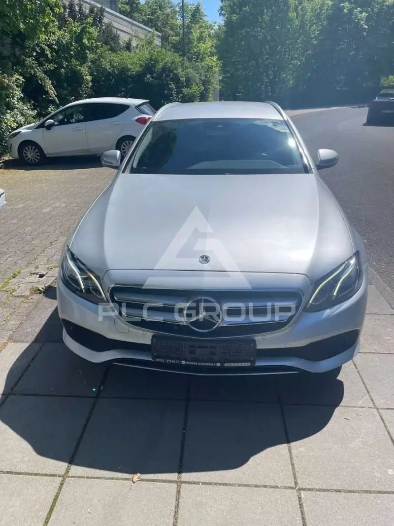 2018 Mercedes Benz E 220