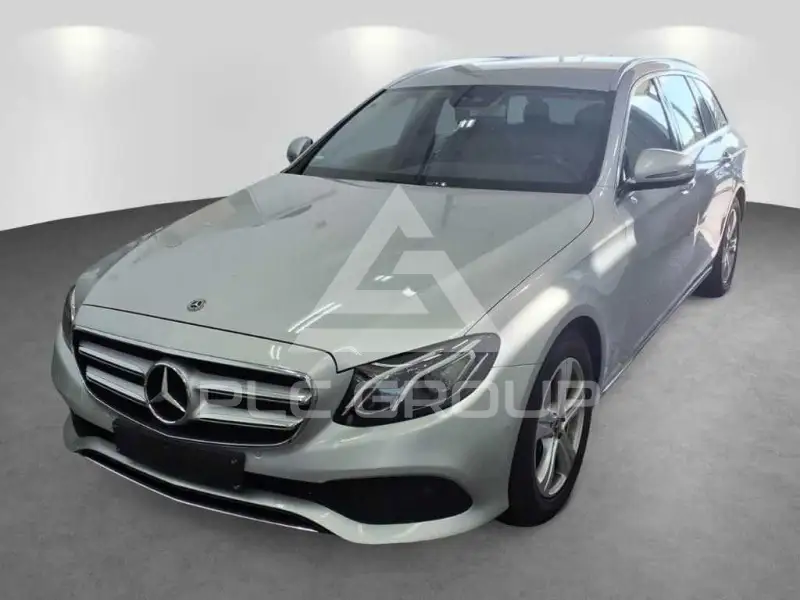 2018 Mercedes Benz E 220
