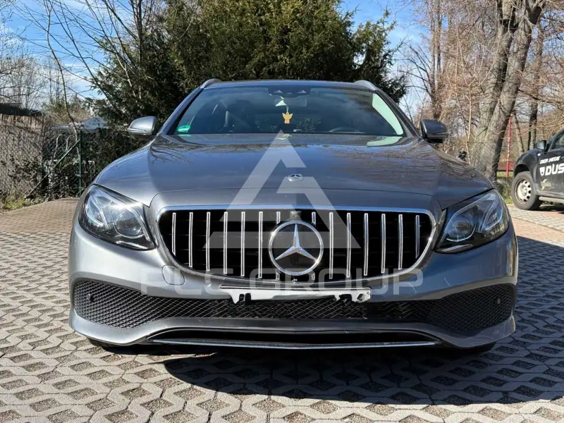 2018 Mercedes Benz E 220