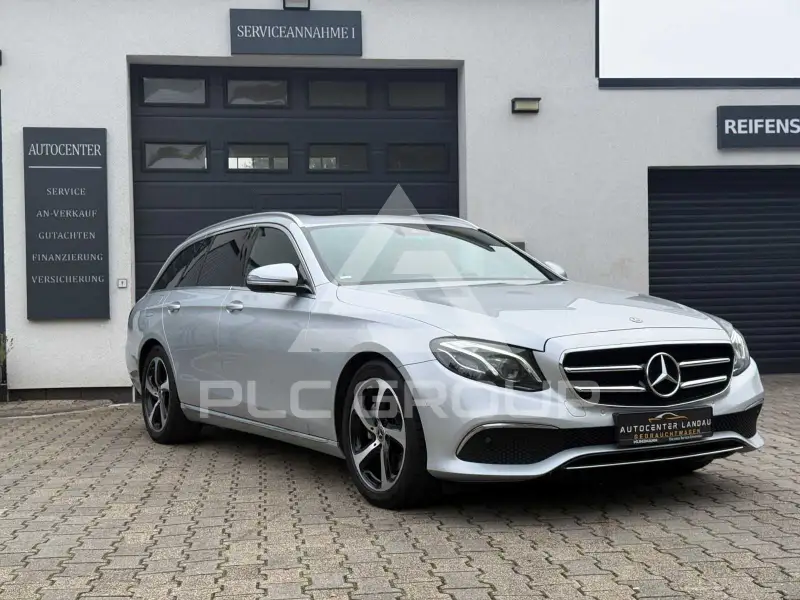 2018 Mercedes Benz E 220