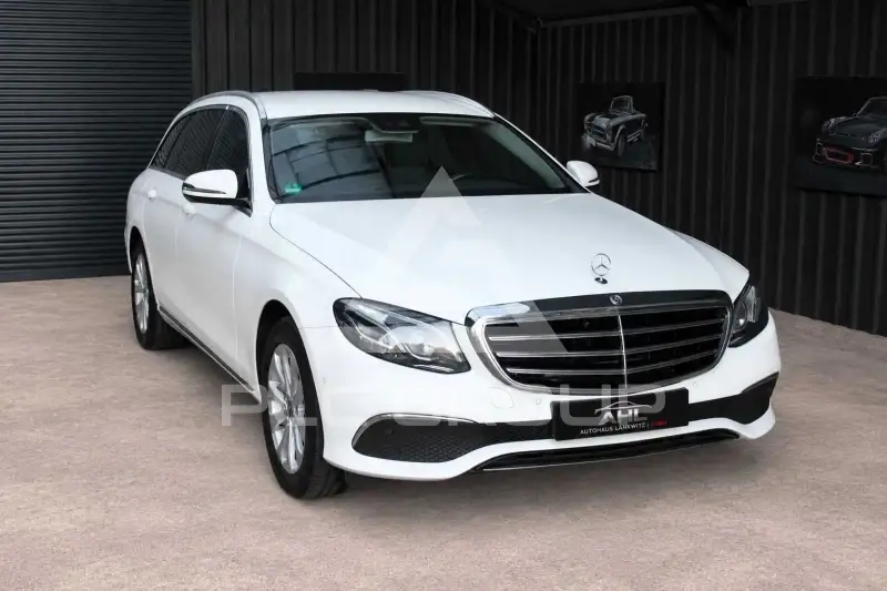 2018 Mercedes Benz E 220