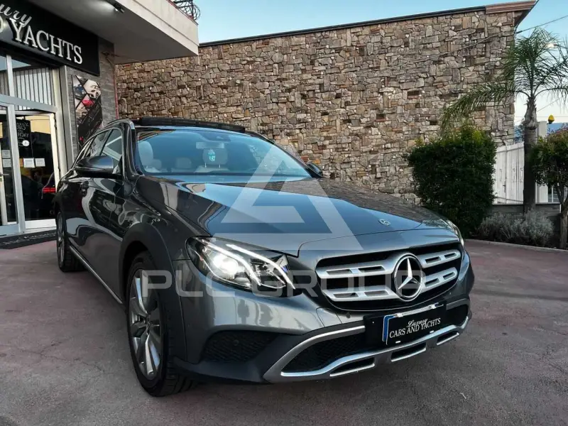 2018 Mercedes Benz E 220