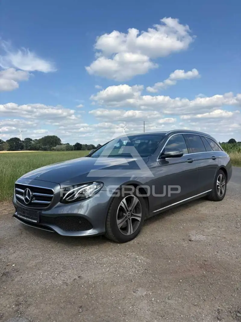 2018 Mercedes Benz E 220