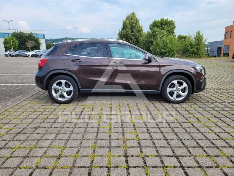 2018 Mercedes Benz GLA 220