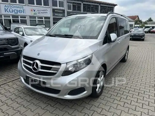 2018 Mercedes Benz V 220