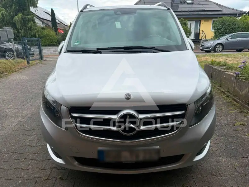 2018 Mercedes Benz V 220