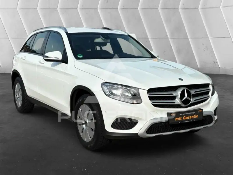 2018 Mercedes Benz GLC 220