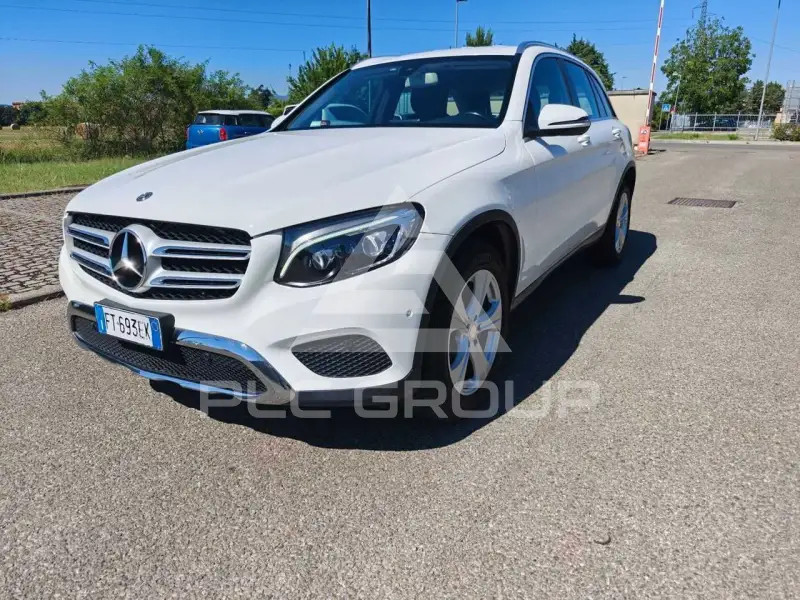 2018 Mercedes Benz GLC 220