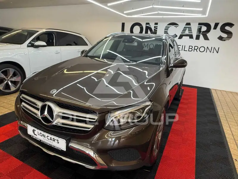 2018 Mercedes Benz GLC 220