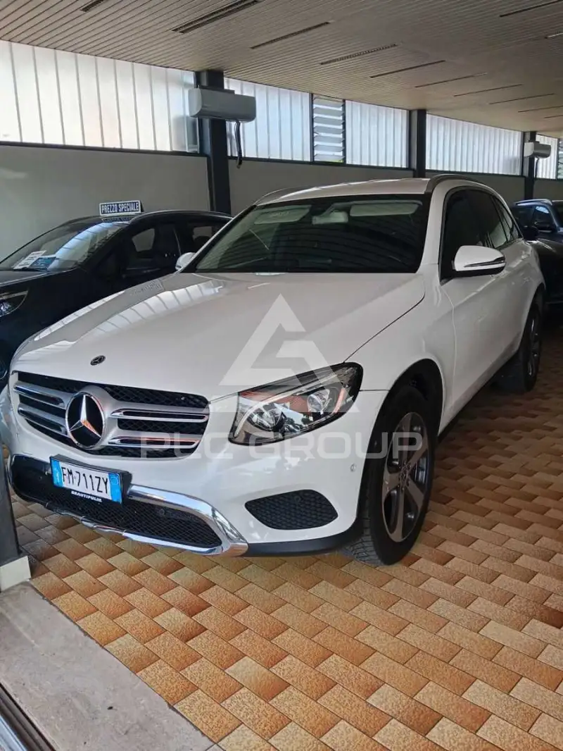 2018 Mercedes Benz GLC 220
