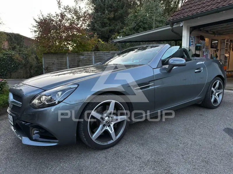 2018 Mercedes Benz SLC 300