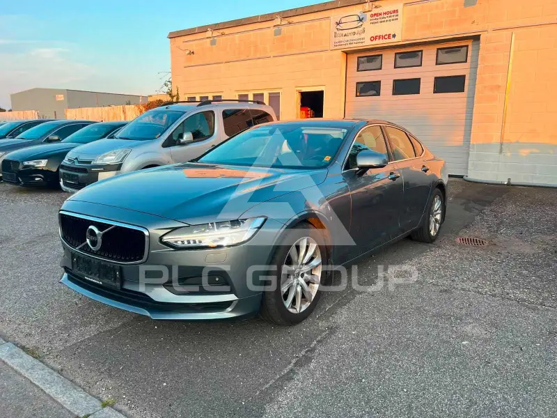 2018 Volvo S90