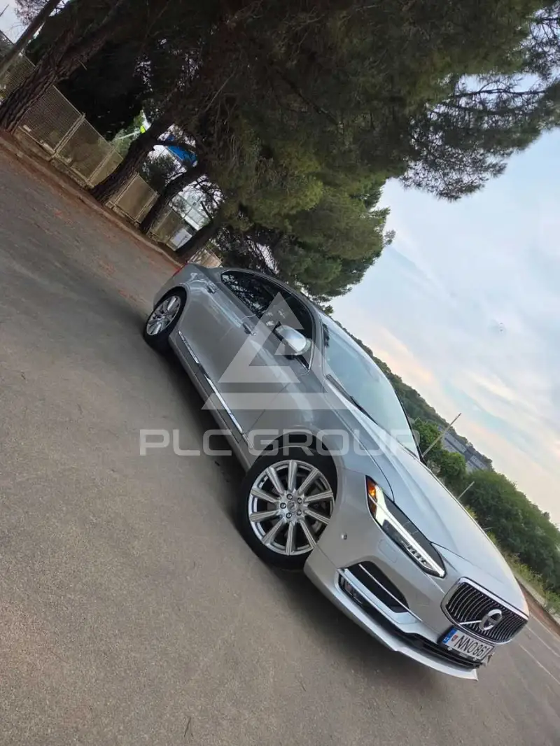 2018 Volvo S90
