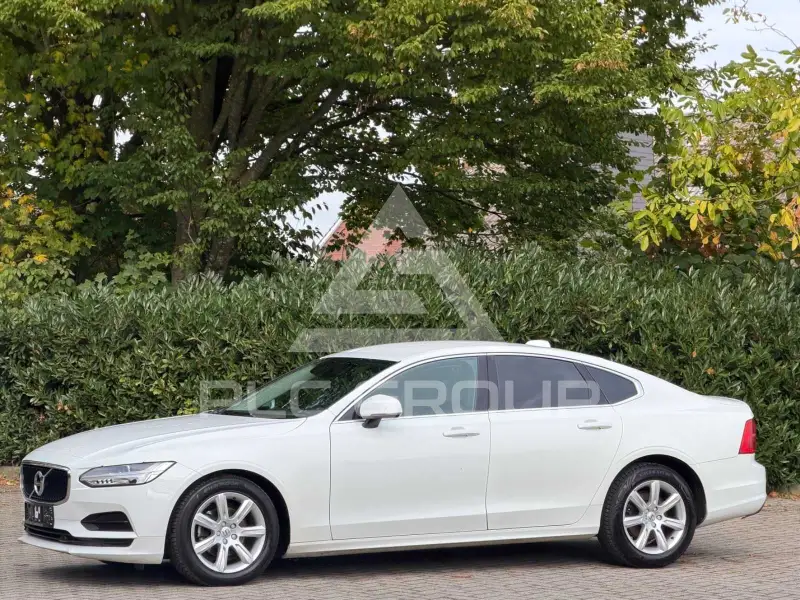 2018 Volvo S90