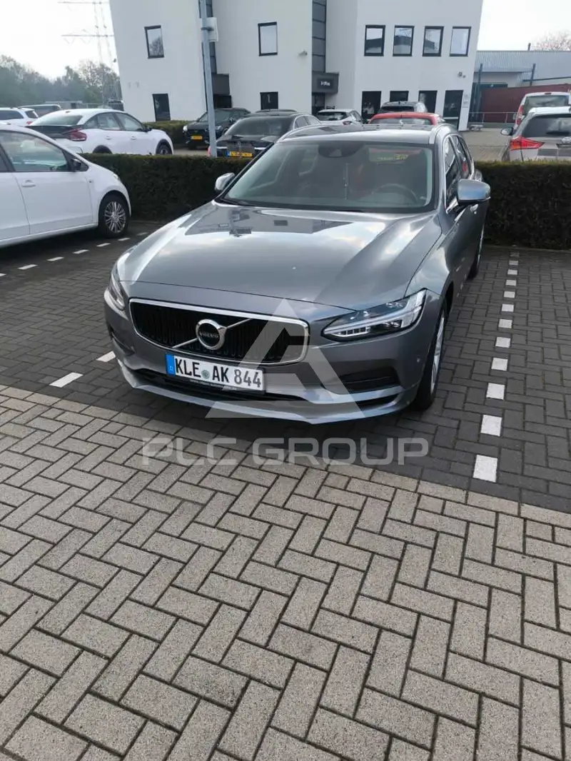 2018 Volvo V90