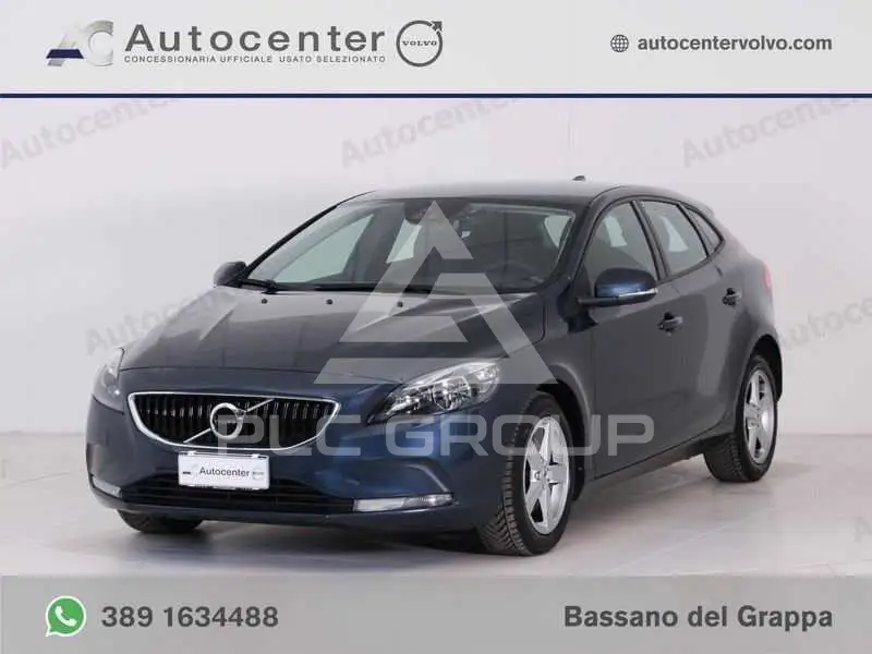 2018 Volvo V40