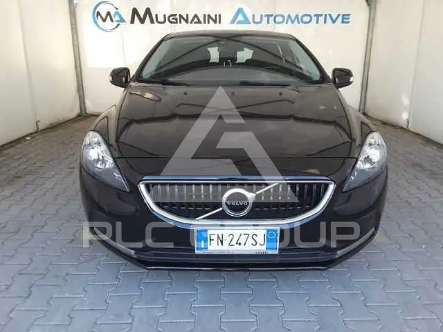 2018 Volvo V40