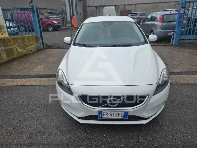 2018 Volvo V40