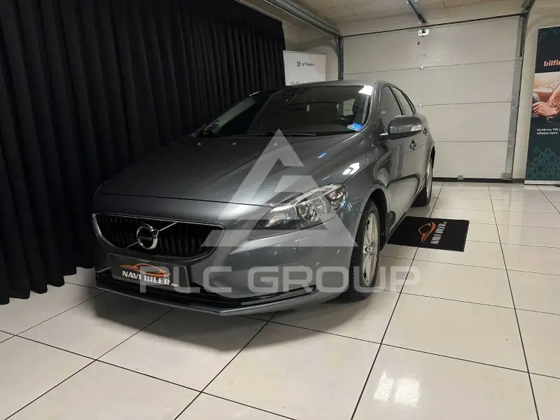 2018 Volvo V40