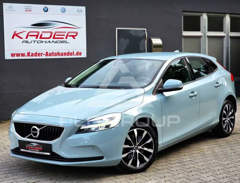 2018 Volvo V40