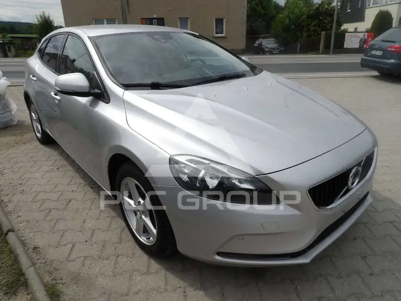 2018 Volvo V40