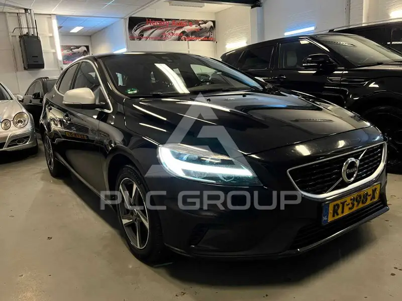 2018 Volvo V40