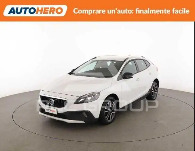 2018 Volvo V40