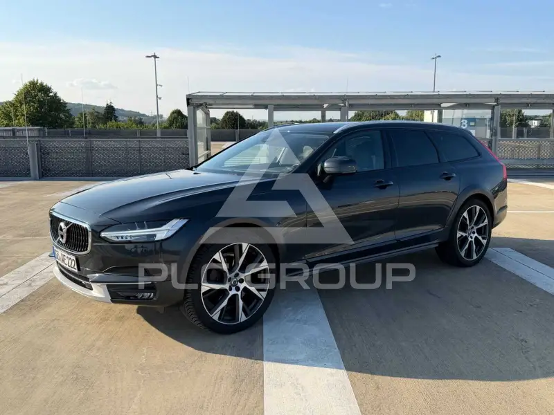 2018 Volvo V90