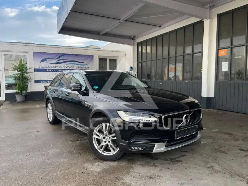 2018 Volvo V90