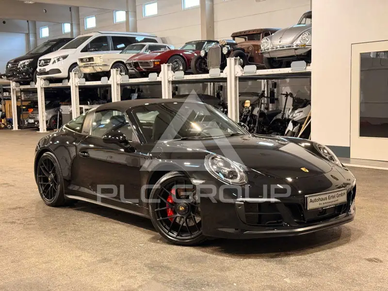2018 Porsche 911