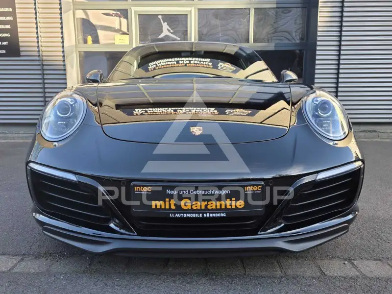 2018 Porsche 911