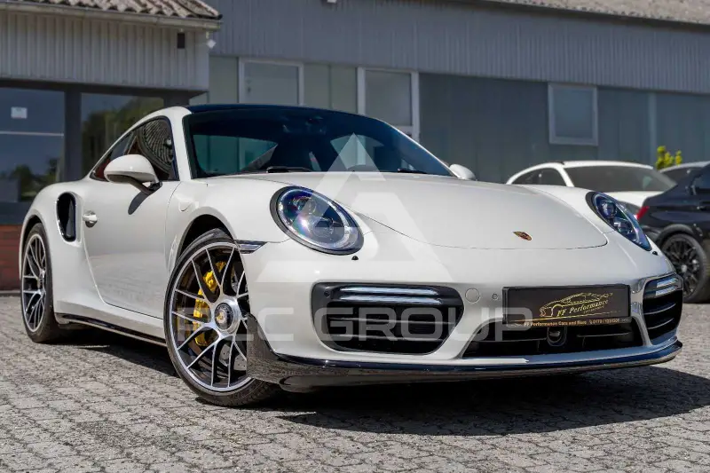 2018 Porsche 911
