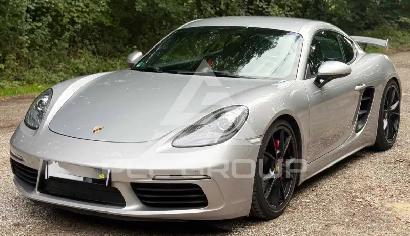 2018 Porsche Cayman