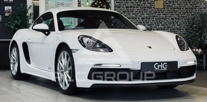 2018 Porsche Cayman