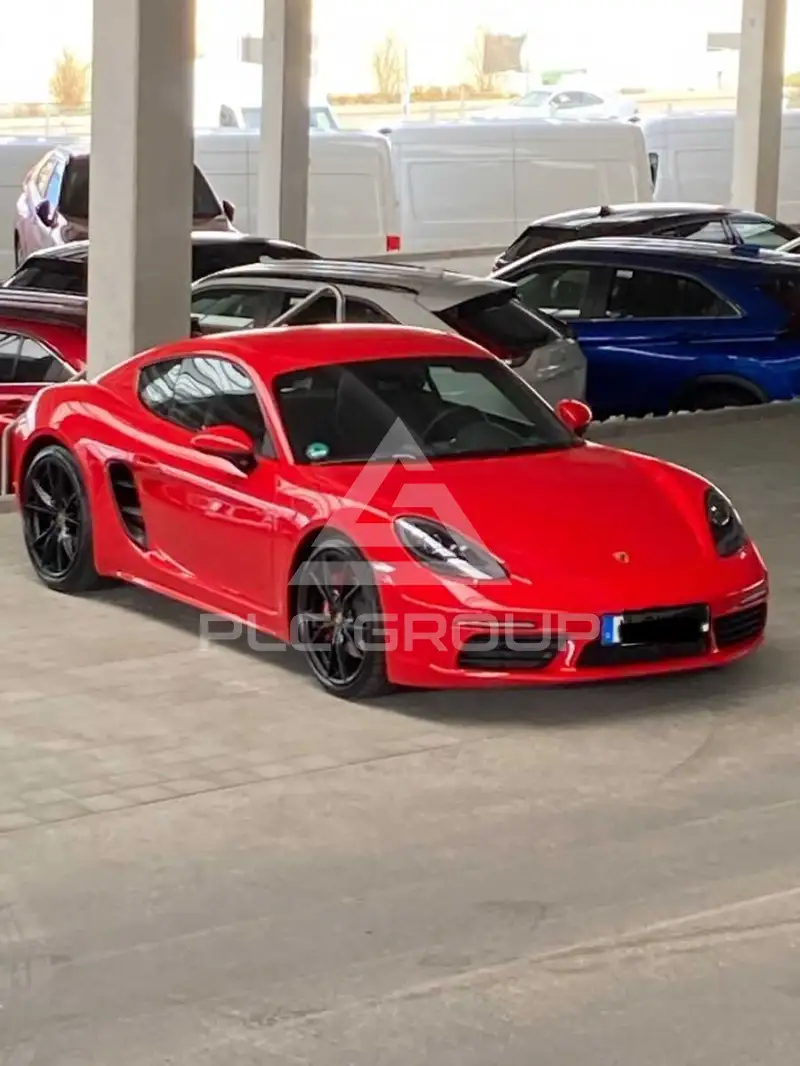 2018 Porsche Cayman