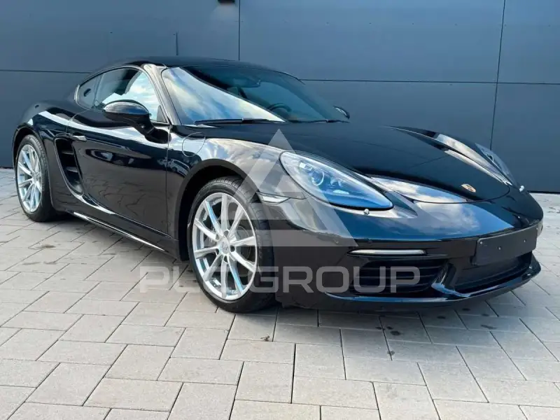 2018 Porsche Cayman