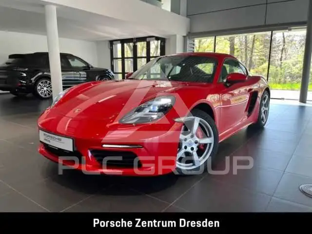 2018 Porsche Cayman