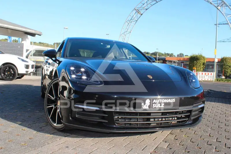 2018 Porsche Panamera