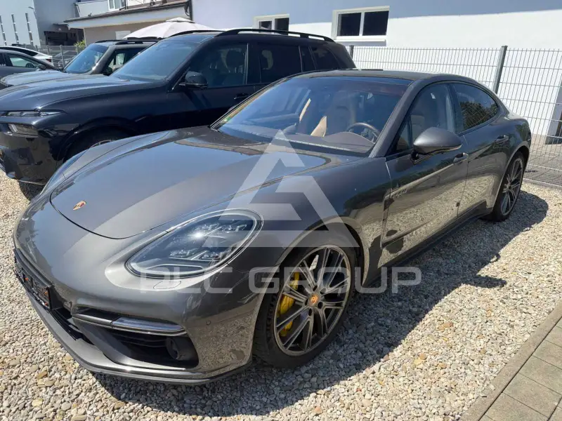 2018 Porsche Panamera