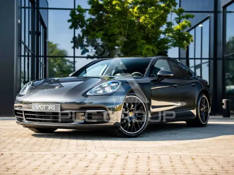 2018 Porsche Panamera