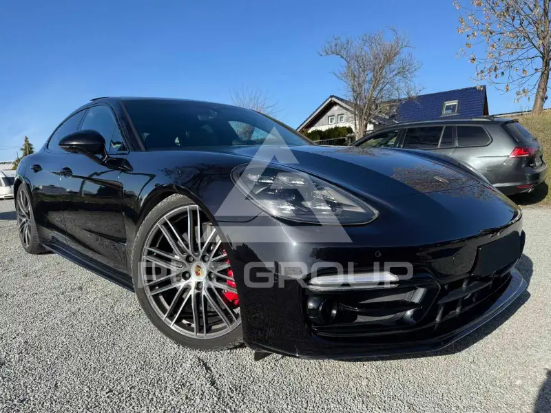 2018 Porsche Panamera