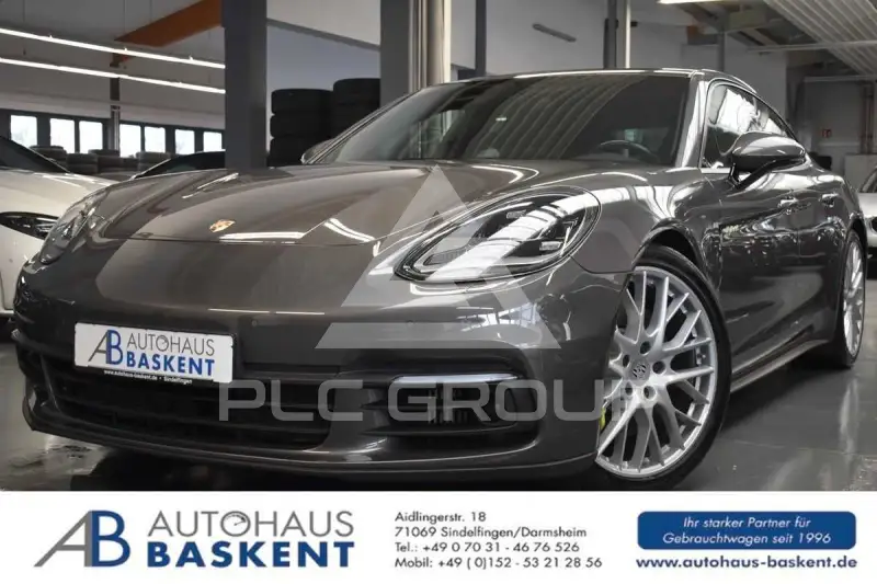 2018 Porsche Panamera